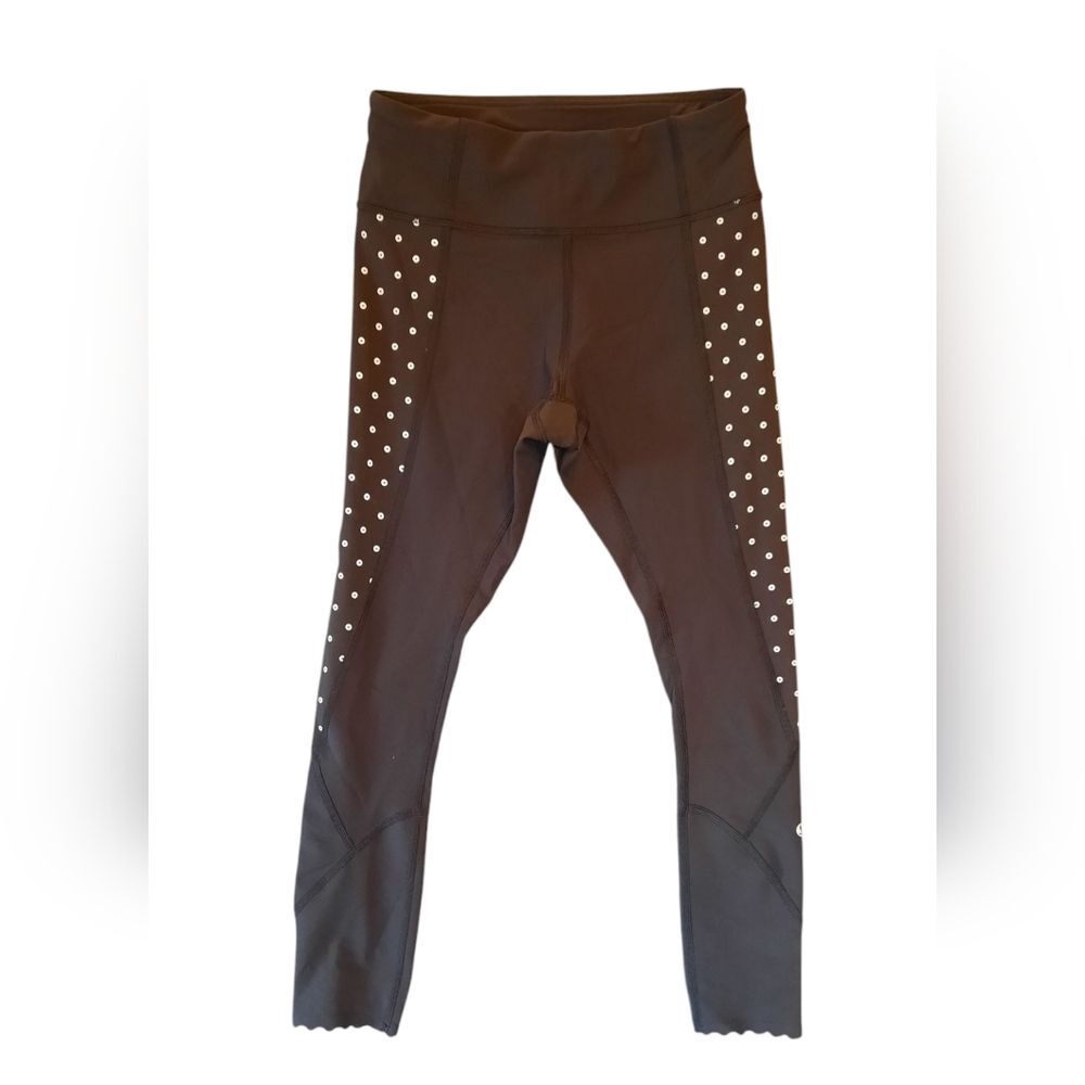 Lululemon Leggings Womans 4 Black Tight Stuff Sequin Dot Scalloped Hem Sporty